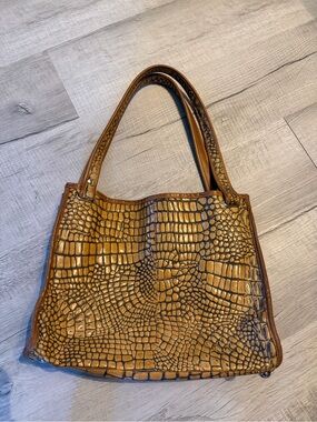 Tan Croc Leather Tote Bag - Stylish Everyday Handbag